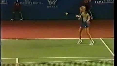 Steffi Graf - Classic Forehand Pattern (versus Serena Williams)