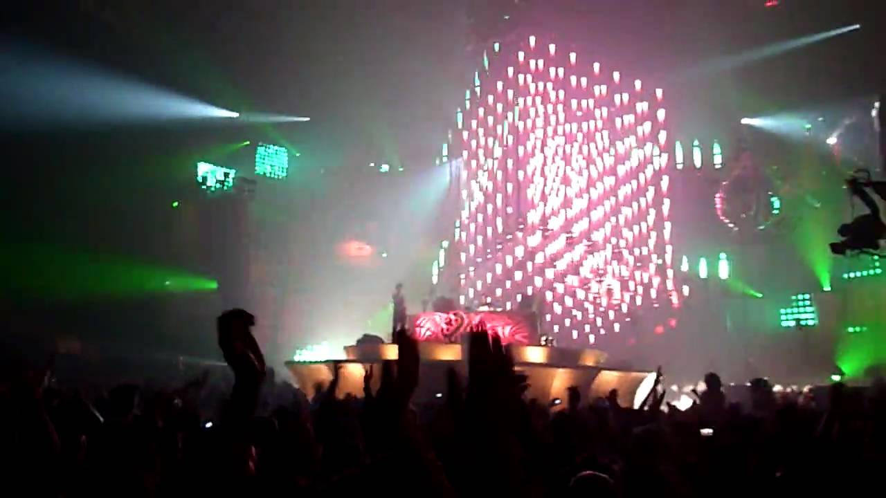 Reverze 2010 - SLD Loesoe 2 - D-Block & S-Te-Fan (Music Made Addict)