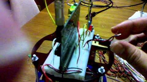 Using serial comm between picaxe 28X2 and 14M