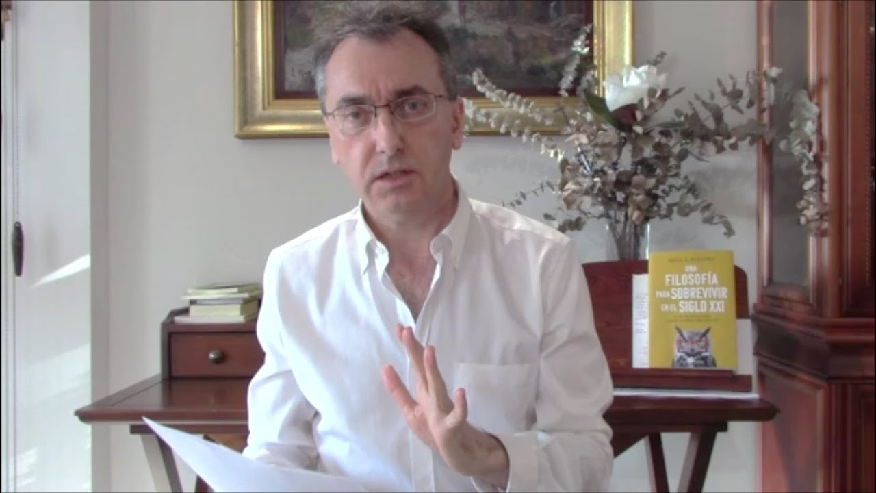 El oso, la mona y el cerdo: 3 razones para no confiar nunca en quien te elogia