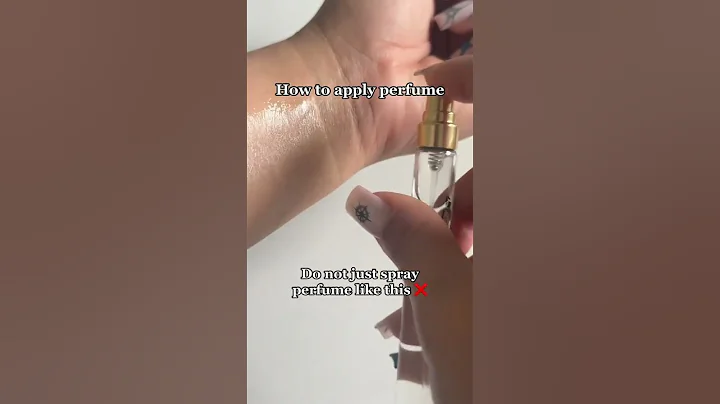 How to make your perfume last longer! #perfume #vaselinehacks #IPSY