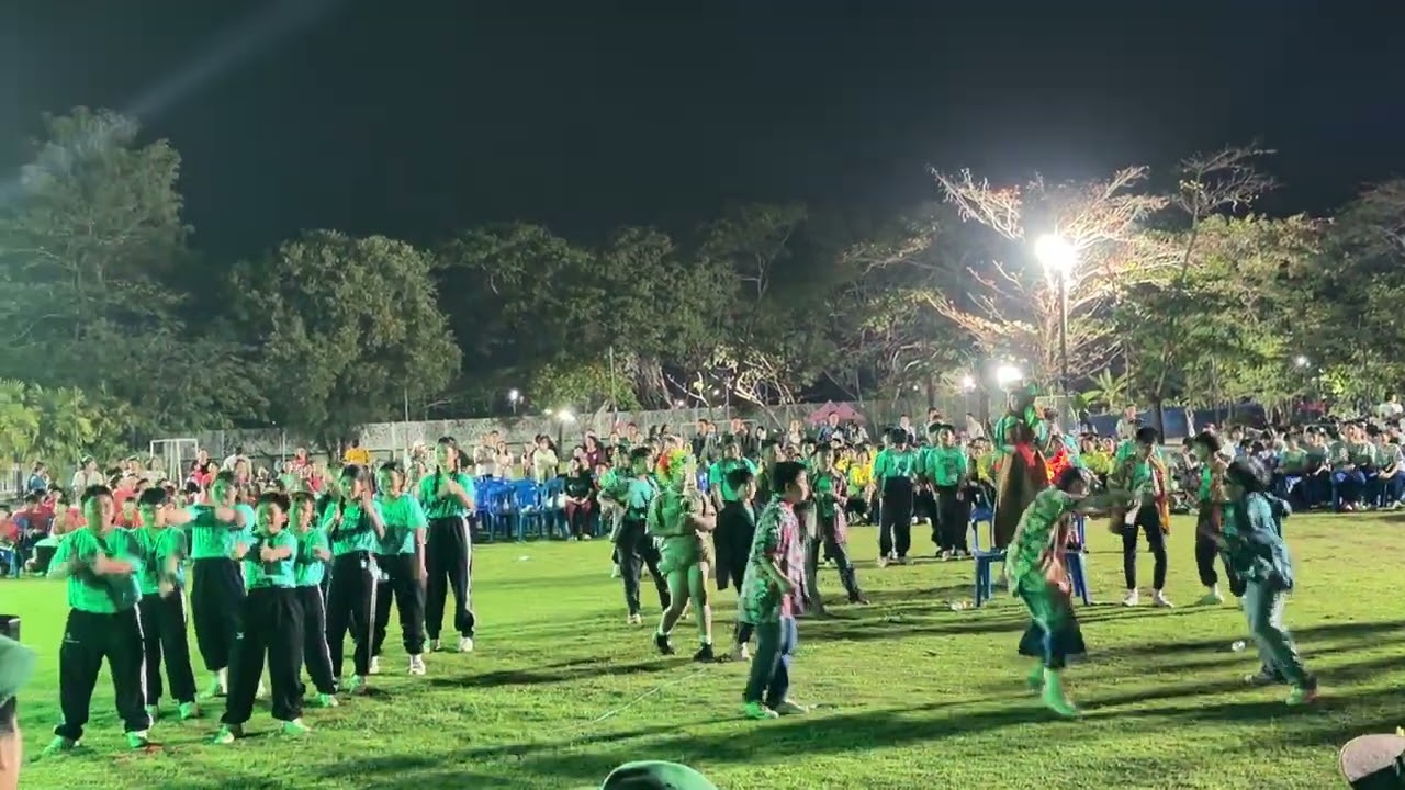 รอบกองไฟ ค่ายลูกเสือเทพนารี