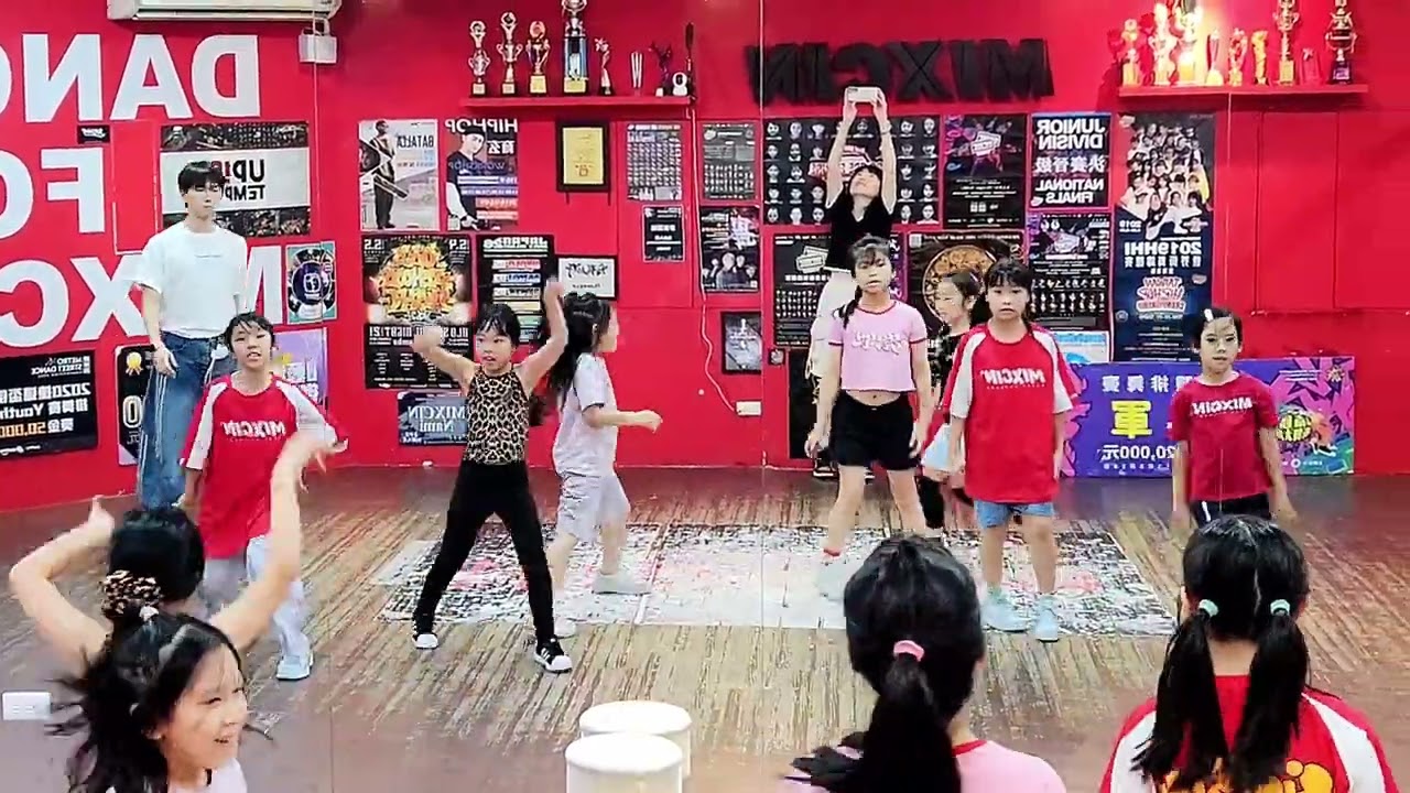 10/2 澤宇老師排比賽舞（全）