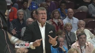 UConn outclasses Florida State, 73-49