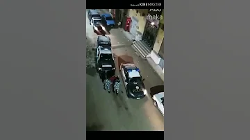 رد الشرطه علي شاب مخالف الحظر 