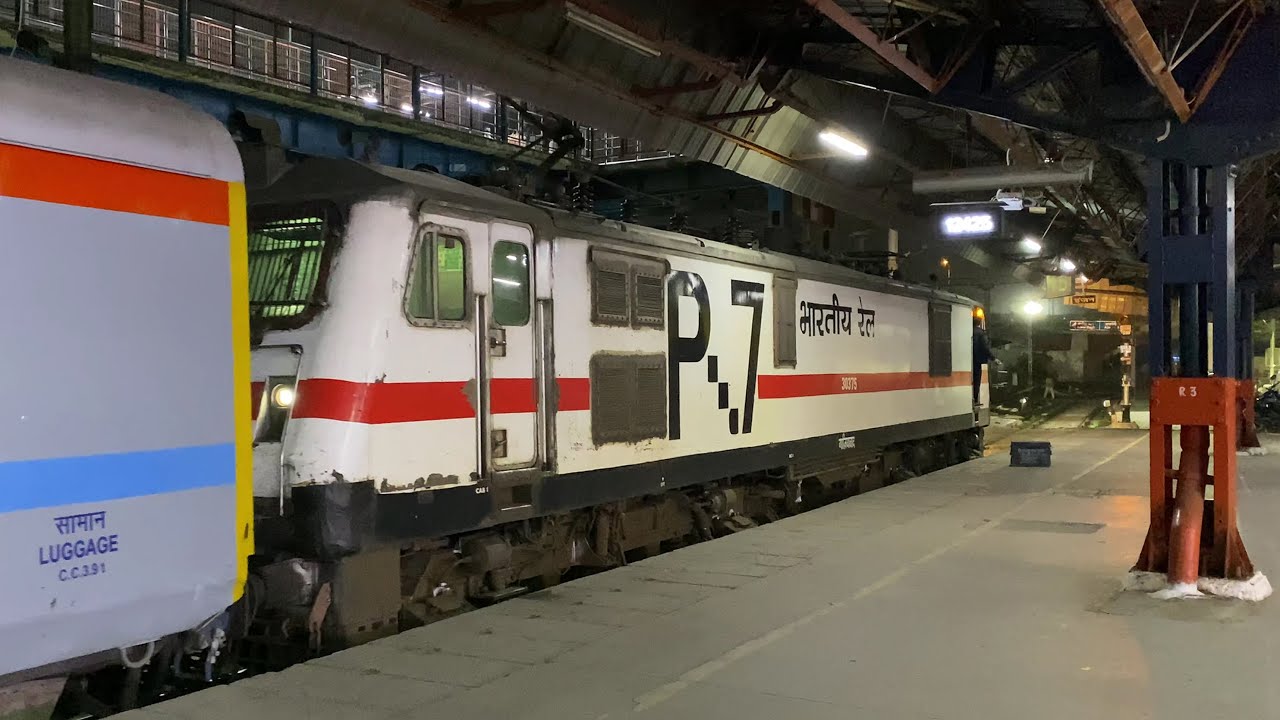 Big FONT Ghaziabad [GZB] WAP7 LOCO Hauling SUPERFAST Trains| RAJDHANI +AC SUPERFasT | IndianRailways