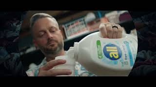 When it’s you vs the laundry, the clear choice is all® free clear