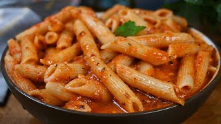 سهلة ولذيذة جداً! مكرونة الباستا بصلصة الطماطم وجبن الفيتا!  Easy and delicious pasta recipe