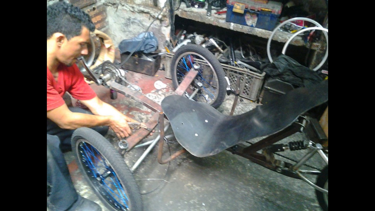 TRICICLO RECLINADO EN ARMENIA