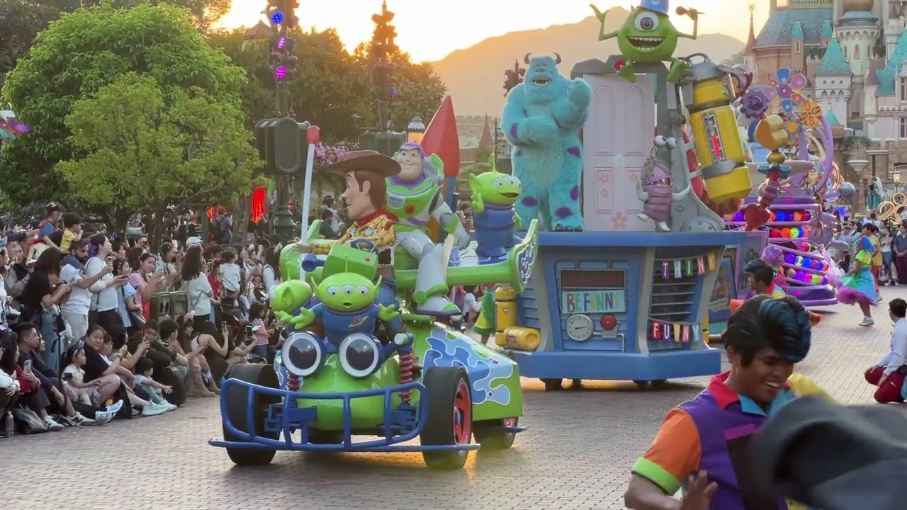 Hong Kong Disneyland Parade 20251117