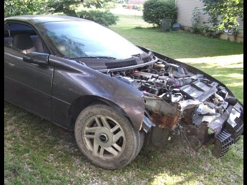 Driving the wrecked 93 Camaro Z28