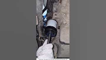 Engine Oil Filter Changing Process | Easy Step-by-Step Guide 🛠️🛢️#shortsfeed #mechanic #automobile