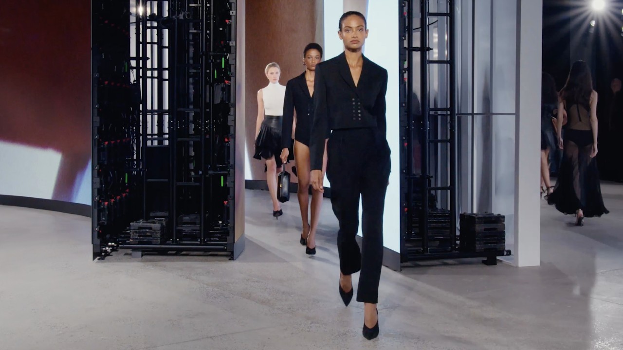 Alaïa. SS27. Paris Fashion Week. 5ELEVEN Magazine. Runway. PFW. Spring Summer 2027 Collection. Paris, October 4th, 2026