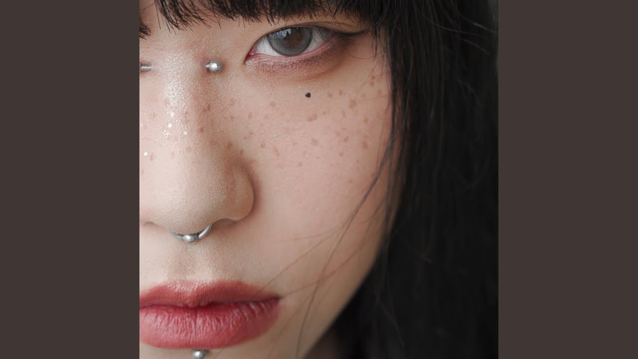 Watch shape on YouTube Watch shape on YouTube