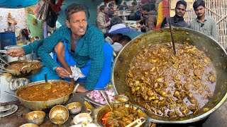 लोग Line लगा कर खरे होते है Suraj Meat House में Mutton खाने के लिए  । Darbhnga का Famous Mutton