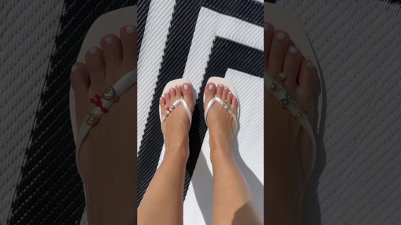 Flip flop sandal charms 🦞🌴🐚 