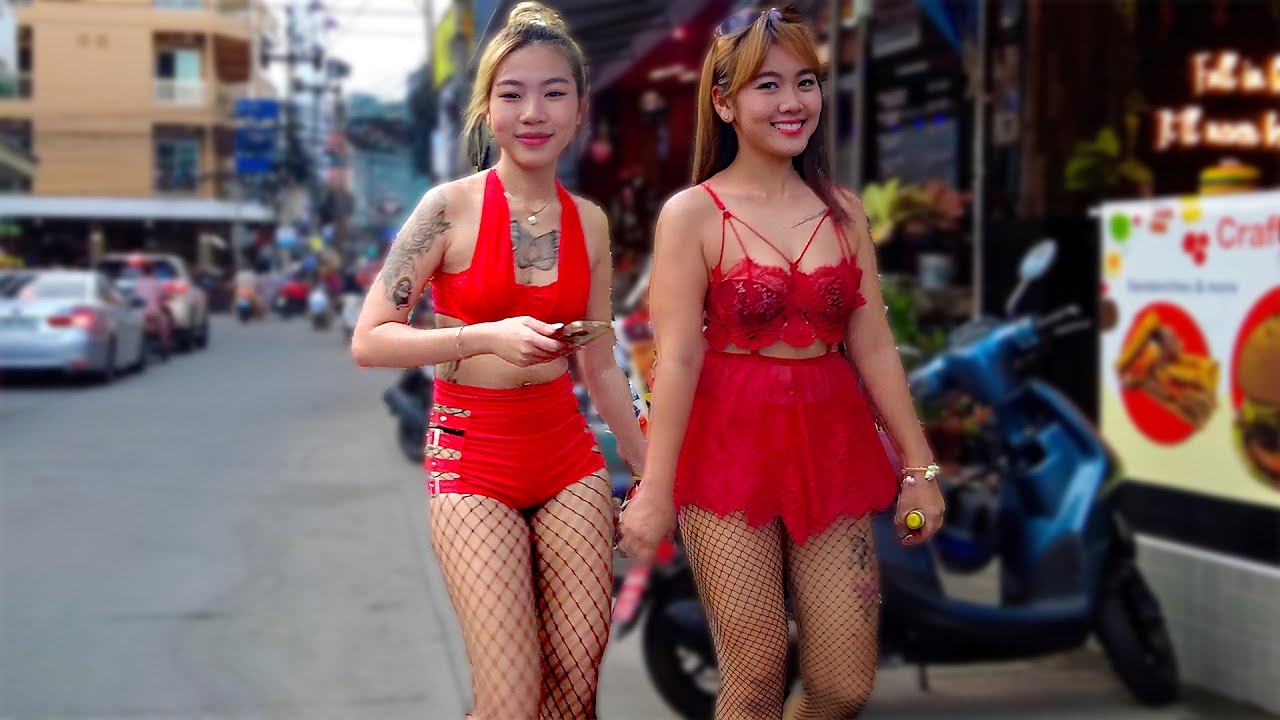 Exploring Pattaya’s Seductive Streets , Soi Chaiyapoon, Soi Buakhao, LK Metro | Thailand