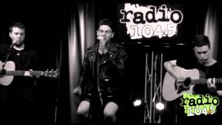 The Neighbourhood performs Sweater Weather   Radio 104 5