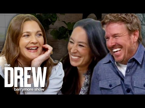 Video: Joanna Gaines nettoværdi: Wiki, gift, familie, bryllup, løn, søskende