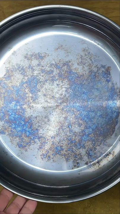 How to Remove Rainbow Stains From a Stainless Steel Pan (10-Second Fix)