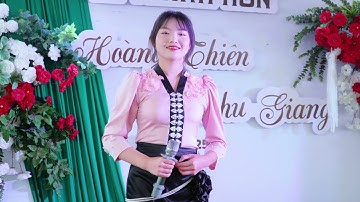 em gái thái xinh gái hát hay mừng lễ thành hôn