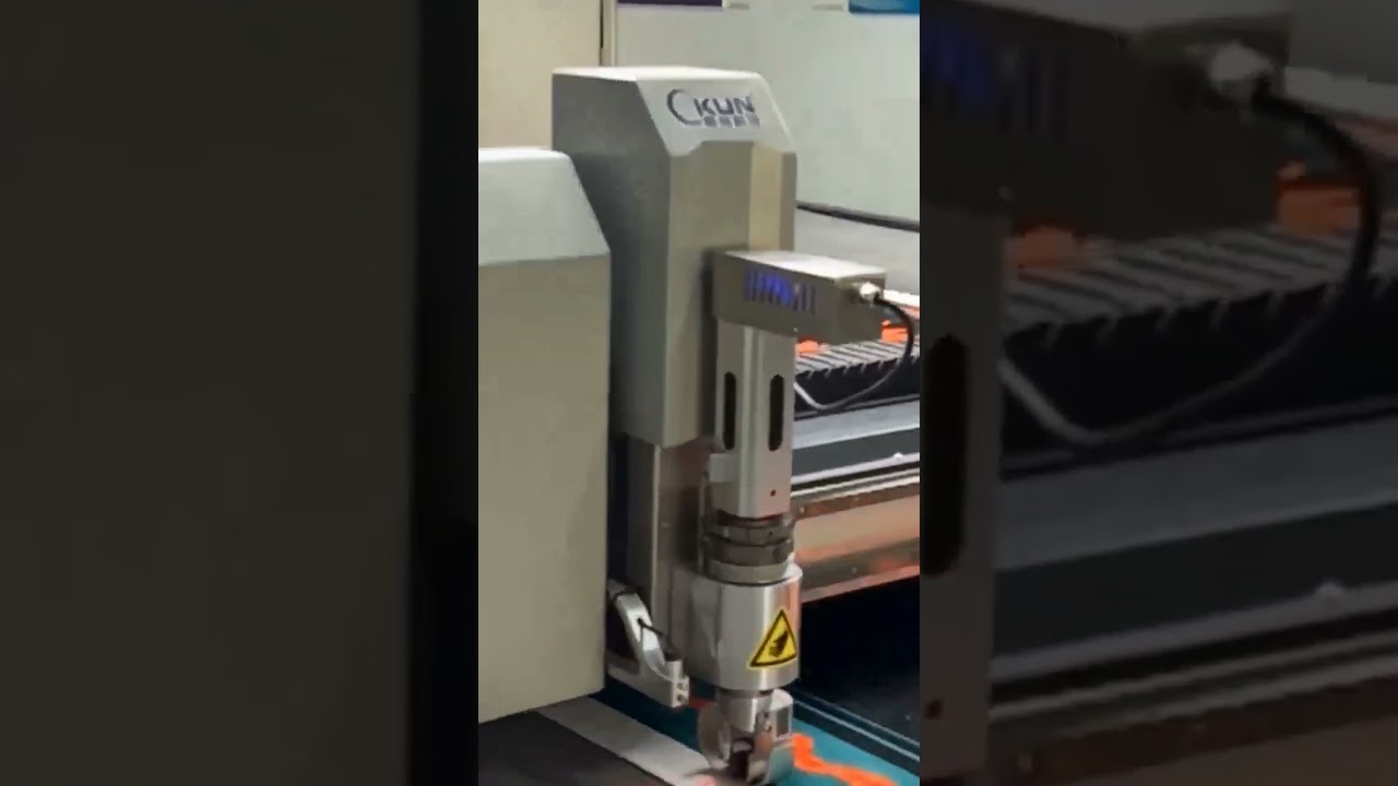 ✨ Automated Textile Cutting – See the Future in Action! ✨Witness precision at its finest!