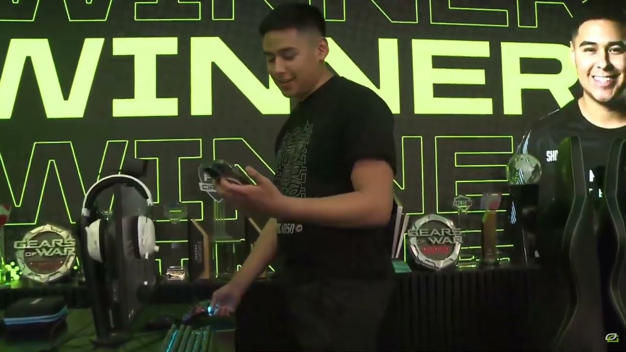 SHOTZZY vs PRED Halo 1v1 | Nasty Trickshot!!!!