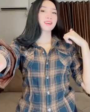 polosan video cewek joget santuy 30 detik || story wa joget ambyar || mentahan video buat quotes