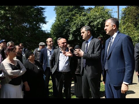აჭარაში მცხოვრებ 96 დევნილ ოჯახს საცხოვრებელი ფართები საკუთრებაში გადაეცა