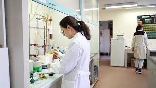 Югорский государственный университет ждёт новых студентов-химиков