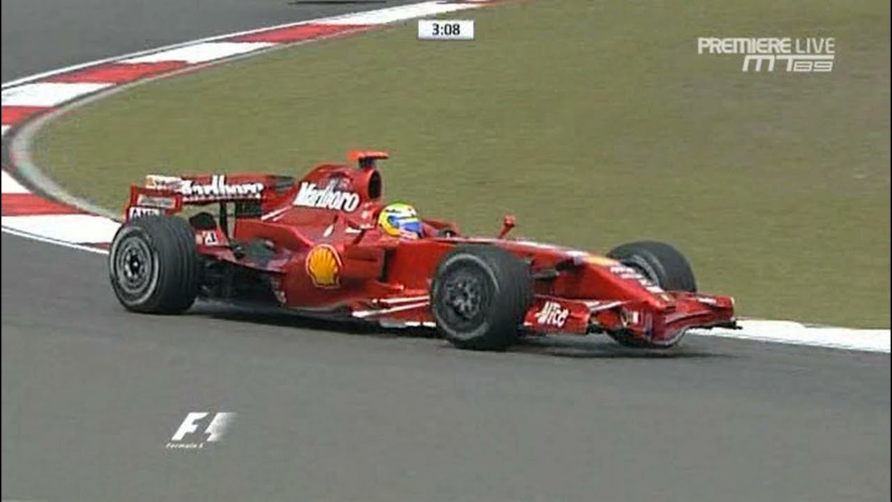 MT89 Formula1 2007 Shanghai FP1 Massa spins