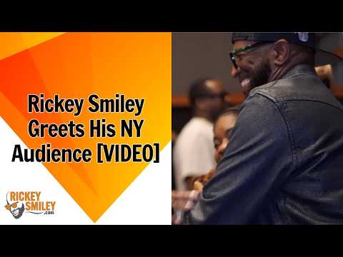 Rickey Smiley Greets His NY Audience
