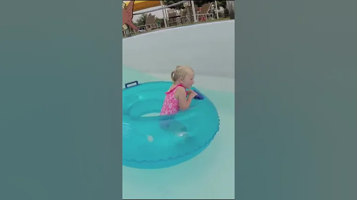 Tube in the Wave Pool