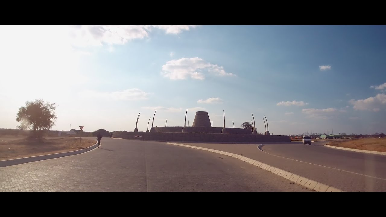 Driving From Beitbridge Border Post Zim Side to Harare in Our Range Rover Autobiography SDV8 Ep#01