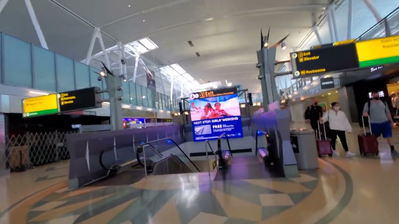 [TRIP REPORT] From JFK to Newark Airport by Via Public Transit! How