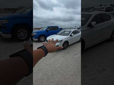 Este mes los precios están demasiado bajos en las subastas de autos chocados