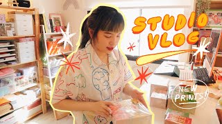 LIFE OF A FULL-TIME ARTIST: lots of drawing &amp; packing cute patreon rewards ⁕ STUDIO VLOG 07