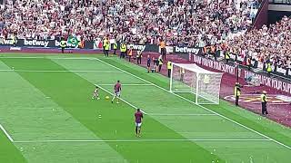 Lucas Paqueta's son scores at West Ham v Leeds!