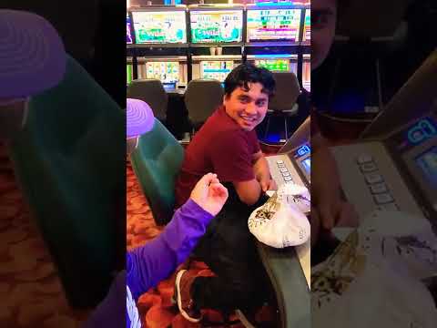 777 Slot on FreeslotsHUB 🤩 #slot #freespins #bigwin #777 #777slot #bonus #megawin #games #casino