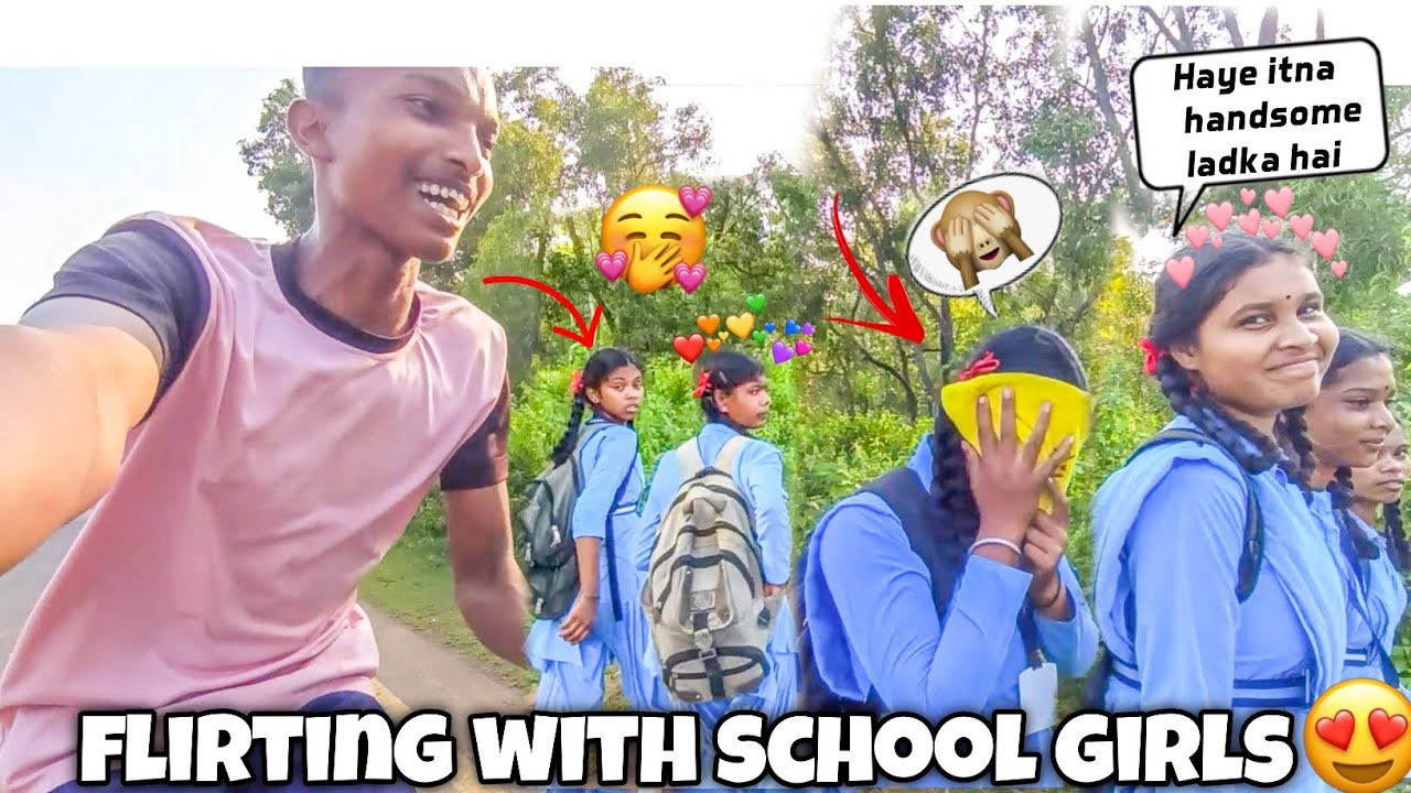 Flirting with School Cute Girls 😍 || Funny Girls Reaction 😂 || Mdy Vlogs ❣️||