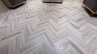 Herringbone laminated Flooring in insulation 