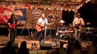 Been Around - Cody Jinks and The Tone Deaf Hippies chords