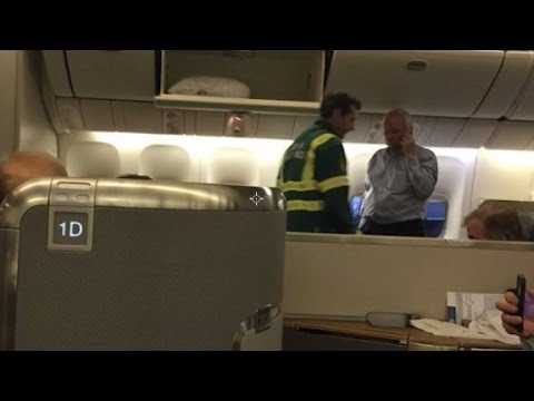 Dozens of passengers on United Airlines flight mysteriously fall ill en ...