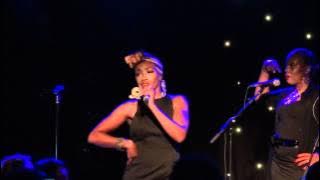 Estelle - Freak (Live @ La Maroquinerie, Paris) [2012-04-23]