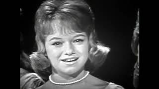 Lennon Sisters - Autumn Leaves
