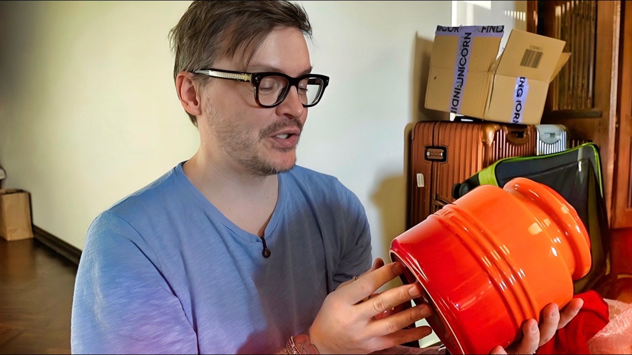 разбор чемоданов из барселоны