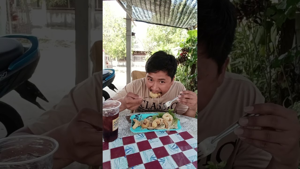 อากาศร้อนๆมากินนมจีนกับแป๊บซี่เย็นๆชื่นใจคับ