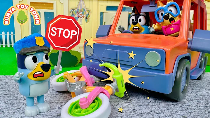 BLUEY Police Officer Learns Car Safety Rules - Safety Lessons For Kids | Bluey Pretend Play Stories