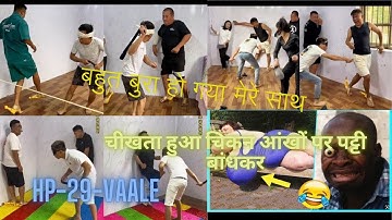 Screaming Chicken Blindfolded and Beating People Challenge Mixed version of male and female strikes