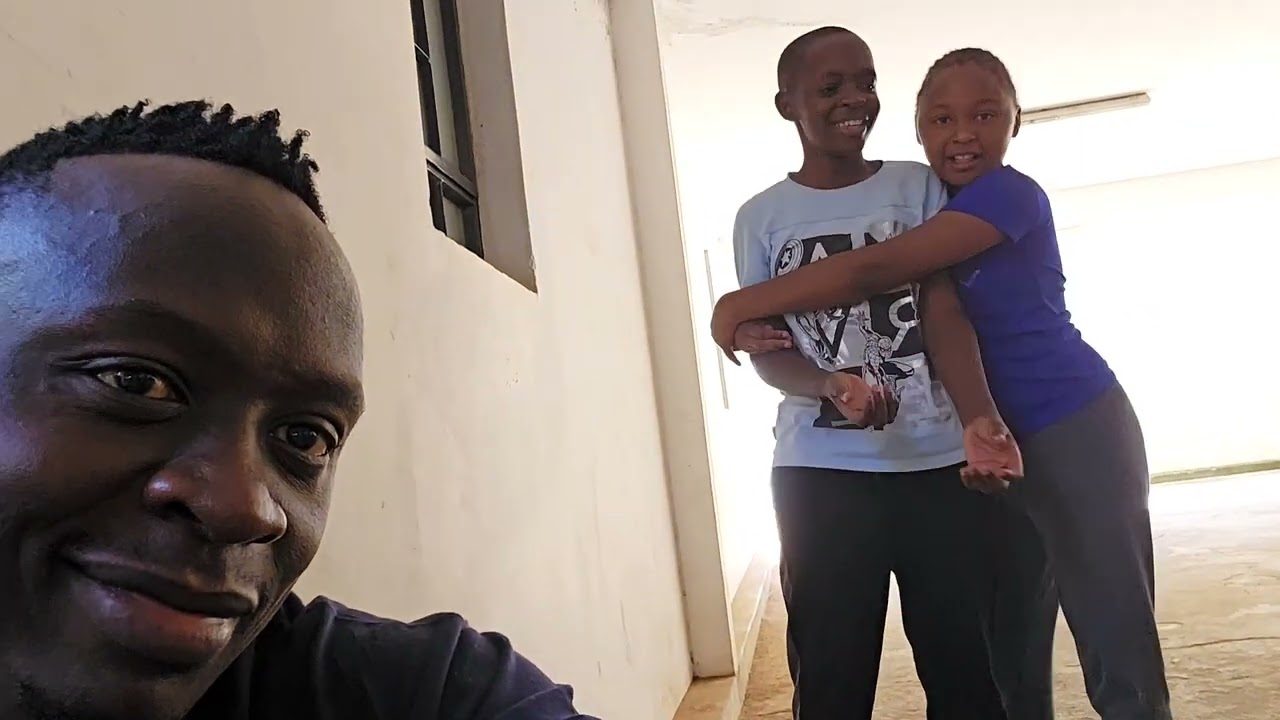 Kubebwa game time with Dad👍😍👏